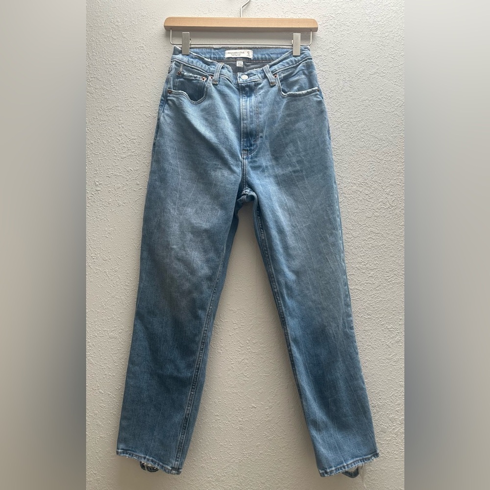 Abercrombie & Fitch Curve Love Jeans - Picture 4 of 4